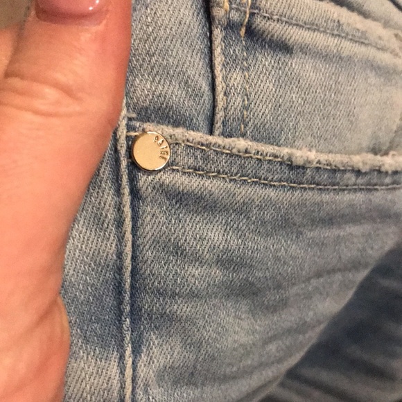 PAIGE Verdugo Ankle Straight Leg in LIGHT BLUE WASH - Picture 5 of 10